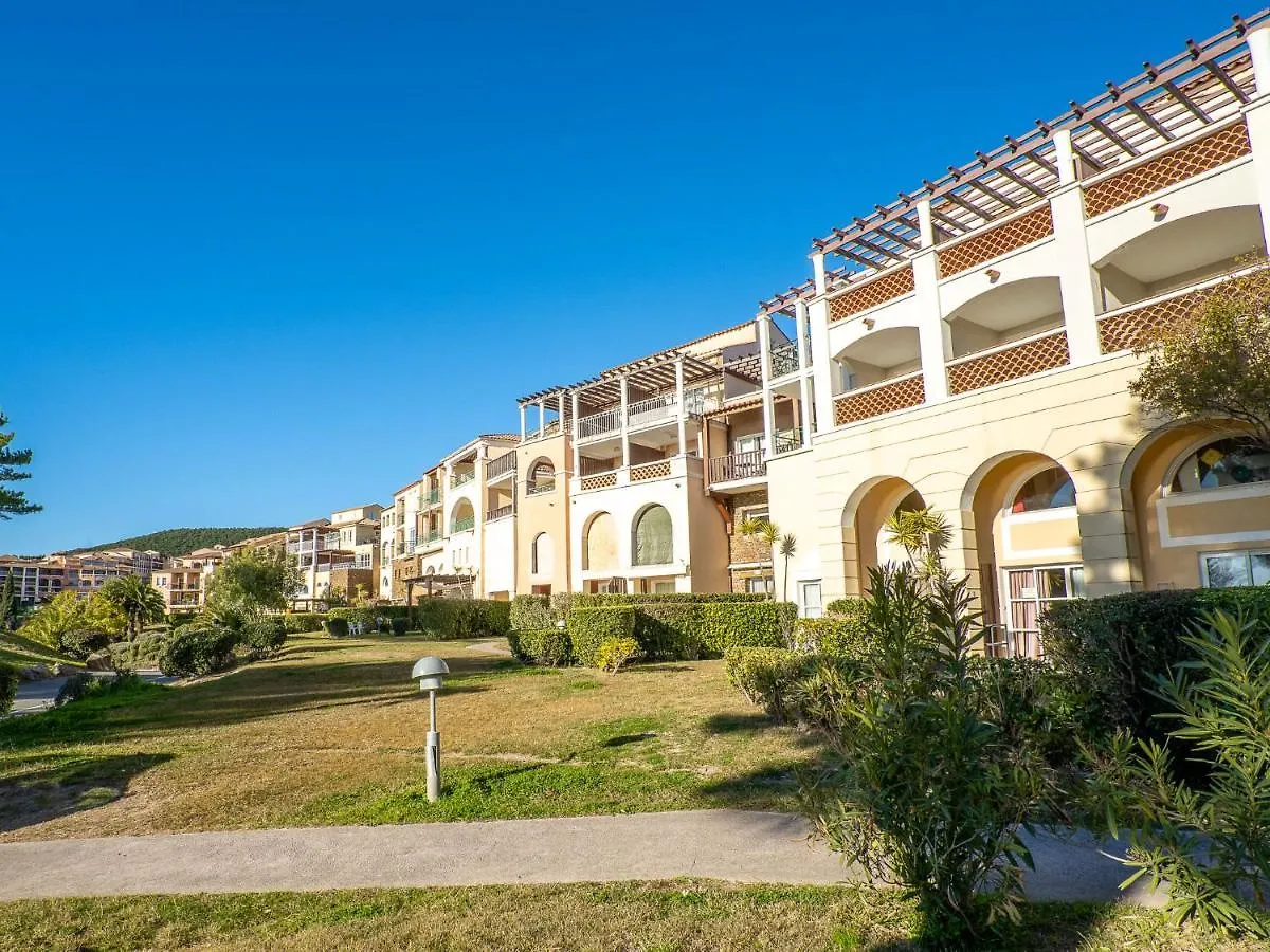 Apartment Village Cap Estérel - L'Esquinade-10 Saint-Raphaël 0*,  France