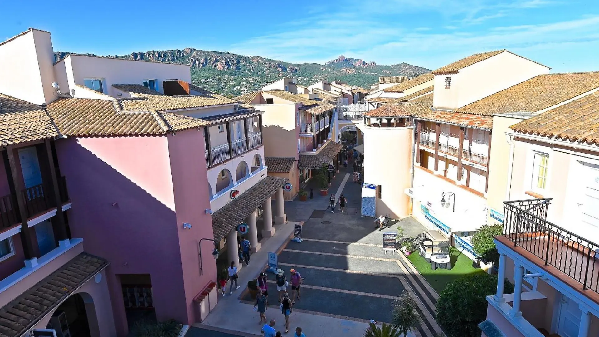 Apartment Village Cap Esterel - L'Esquinade-10 By Interhome Saint-Raphaël