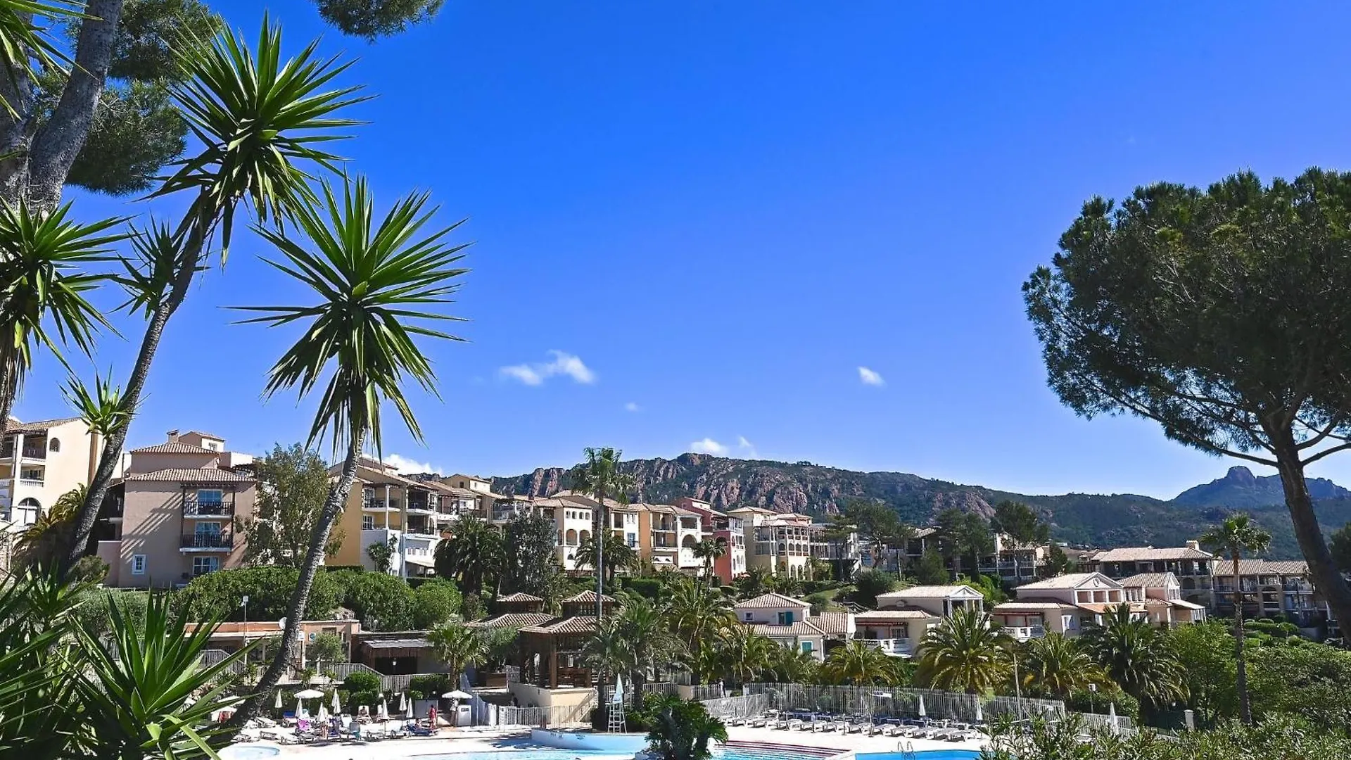 Apartment Village Cap Esterel - L'Esquinade-10 By Interhome Saint-Raphaël